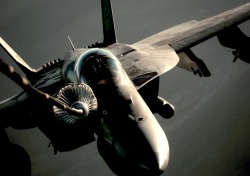 retrowar:  Refueling closeup 