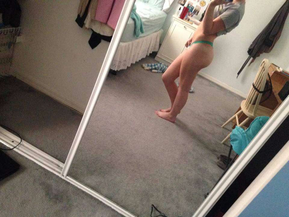 nicce-asses:  This is a follower of mine, she sent this to me earlier. Give her some