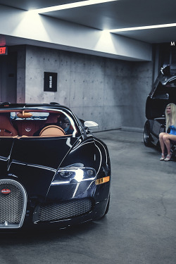 supercars-photography:  Bugatti Veyron Sang Noir   