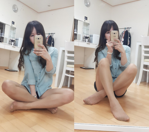 yoonricoo: 팬티스타킹 스타킹 하악하악! 남자들이 좋아하는 스타킹 사실 스타킹 불편함 ㅜㅜ 그냥 구두신을떄 편하라고 신는것! 이힝 자꾸자꾸 스타킹 신어달래 무언가 트랜스젠더