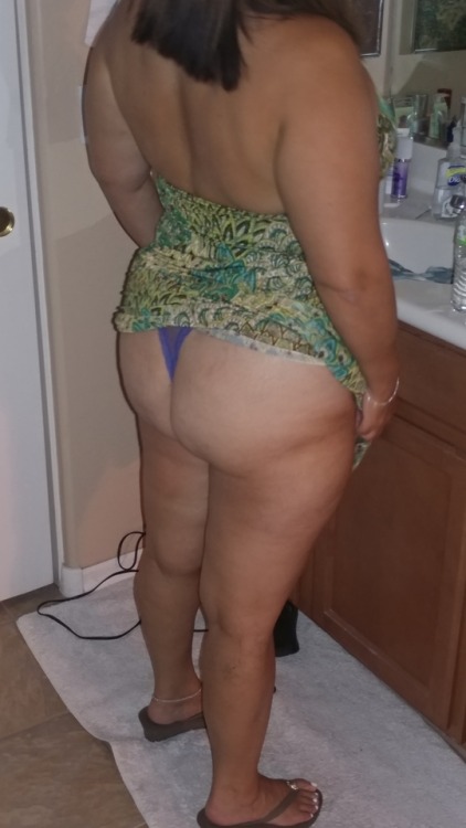 coupleazpleasure: coupleazpleasure: #myhotwife Loving her sundresses, she no longer wears panties. A