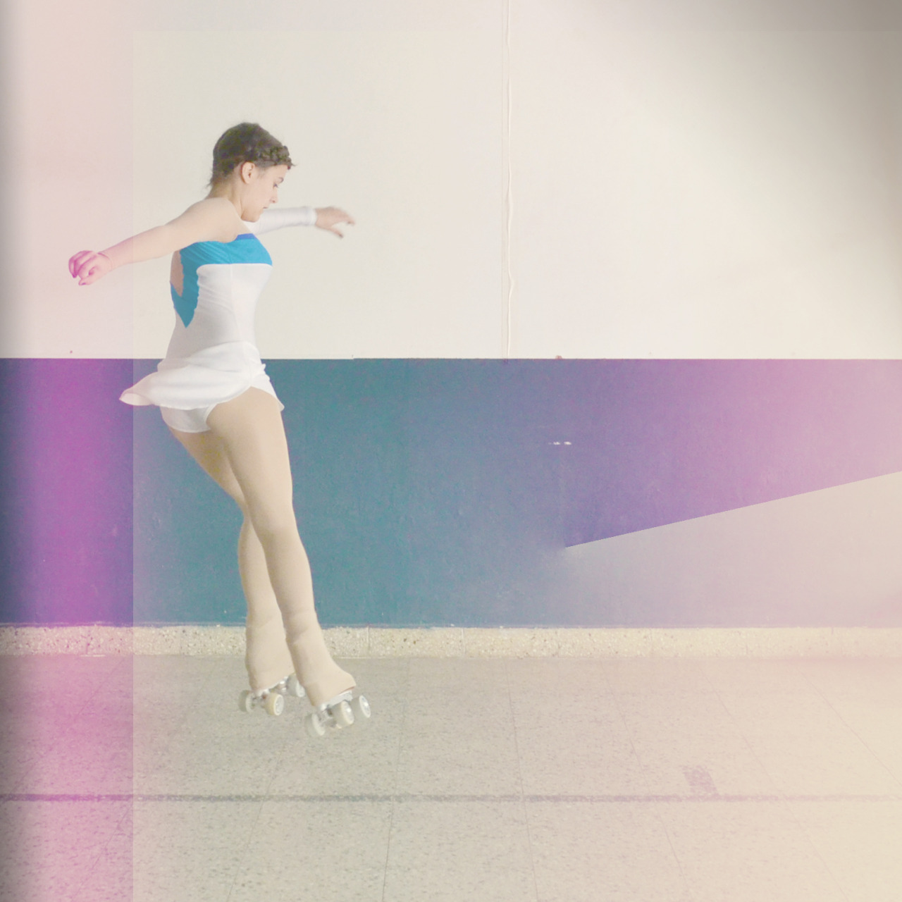 i-dream-in-rgb:  work: Micaela Rigo/ Flavia Yanniello model: Melina Yanniello ph