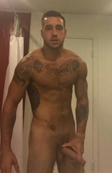 rozswallows:  latin051 knows what’s up… 😉