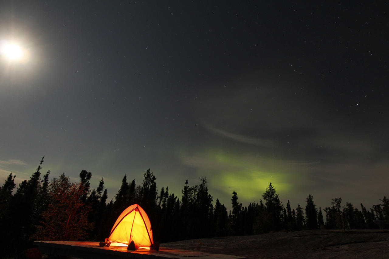 atraversso:  Aurora Boreals  by Emrold    Please don’t delete the link to the photographers/artists,