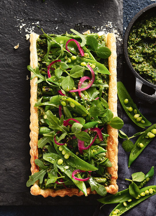 Delicious, easy and perfect for summer! Sugar Snap Pea & Asparagus Tart 