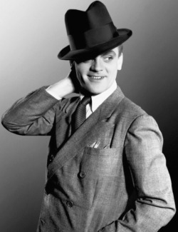 summers-in-hollywood: James Cagney