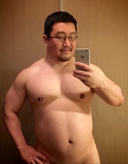 teateabear:  musclebearlove:  #Masculine #Muscle #Bear #Sexy Asian  aww   like