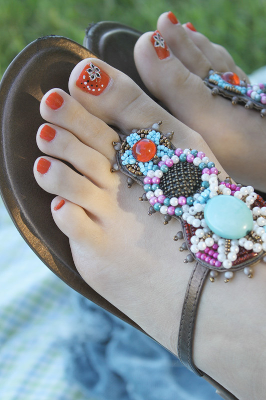 where-the-toes-are:  Where the TOES are.