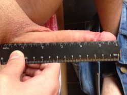 chastityboy1996:  Sqeezing my thick 6 inch