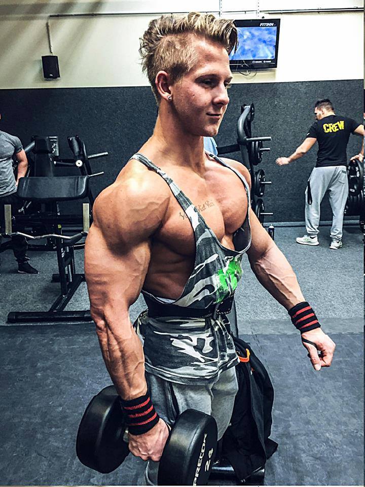 billyraysorensen:  Building a man … 