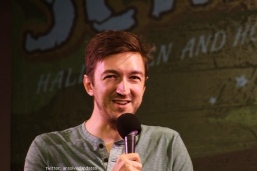 yaboybergara:  Shane Madej at Midsummer Scream 2018 on July 28th, 2018. Photos by unsolvedupdates on twitter [Credits: x, x, x]. Posted with permission, do NOT repost.