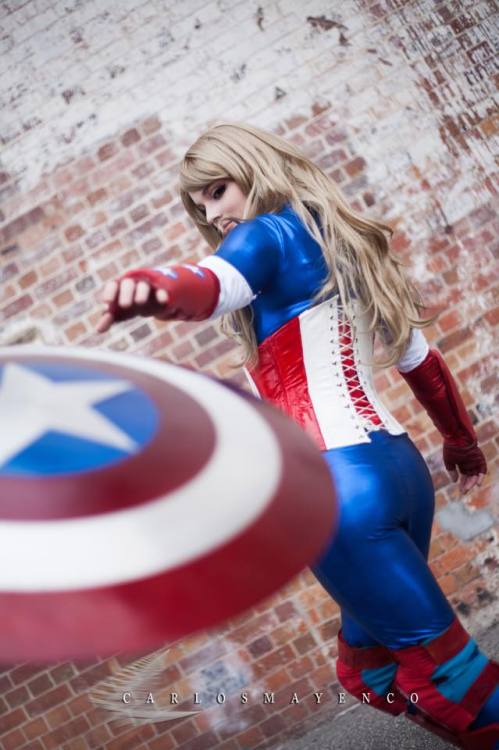 cosplayandgeekstuff:  Vicky-Vic (Australia) as American Dream. Photos by: Carlos Mayenco Cosplay Photographer 