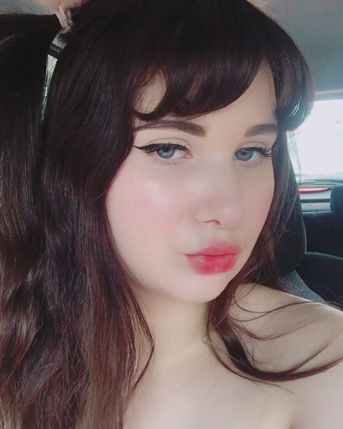 chibirose:  Hey fellas just wanted to say I fucking love mermaids and supporting LGBTQI+ honeyzz. Also if you’re not body/fat positive and not sex positive/pro sex worker get the fuck off my blog 💖