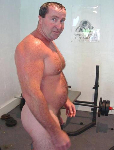 wrestlerswrestlingphotos:  naked man gym workout GLOBALFIGHT DVDs