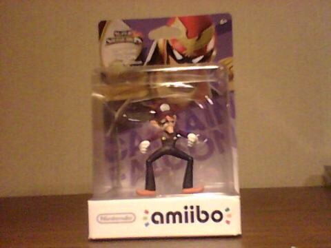 snoopblogg420:  You were expecting Captain Falcon? Too bad. Waluigi. 