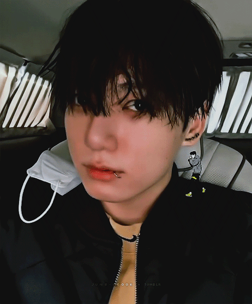 220311 - Jungkooks Instagram Story