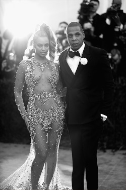 beyoncefashionstyle:    Beyoncé and Jay