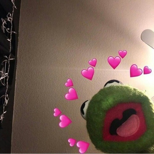 penisprkr: (ﾉ◕ヮ◕)ﾉ*:･ﾟ✧ tommy makes me feel some kind of way only i can express in memes