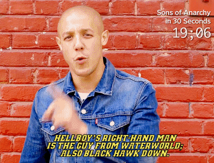northernbluetwo:  Theo Rossi explains 'Sons of Anarchy' in 30 seconds [x] 