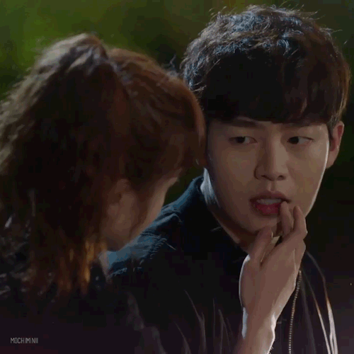 mochiminii:Hyung. You like Ji-won, don’t you?