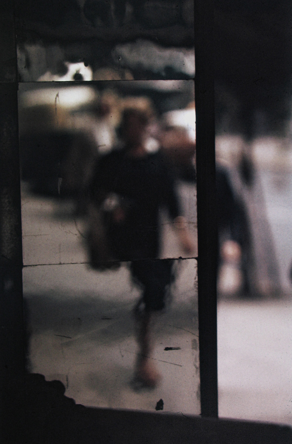 sparthform:  likeafieldmouse:  Saul Leiter  probably my favorite photographer.his