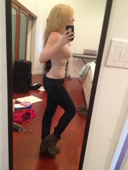 Jennette McCurdy adult photos