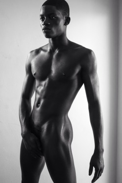 black-boys:  CJ Okoku at Chosen Model Management  cjokoku.tumblr.com