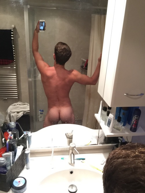 b0yonce: bloodmagician: Butt progress Bae