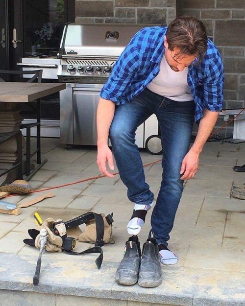 britbritbfan12: Scott McGillivray….