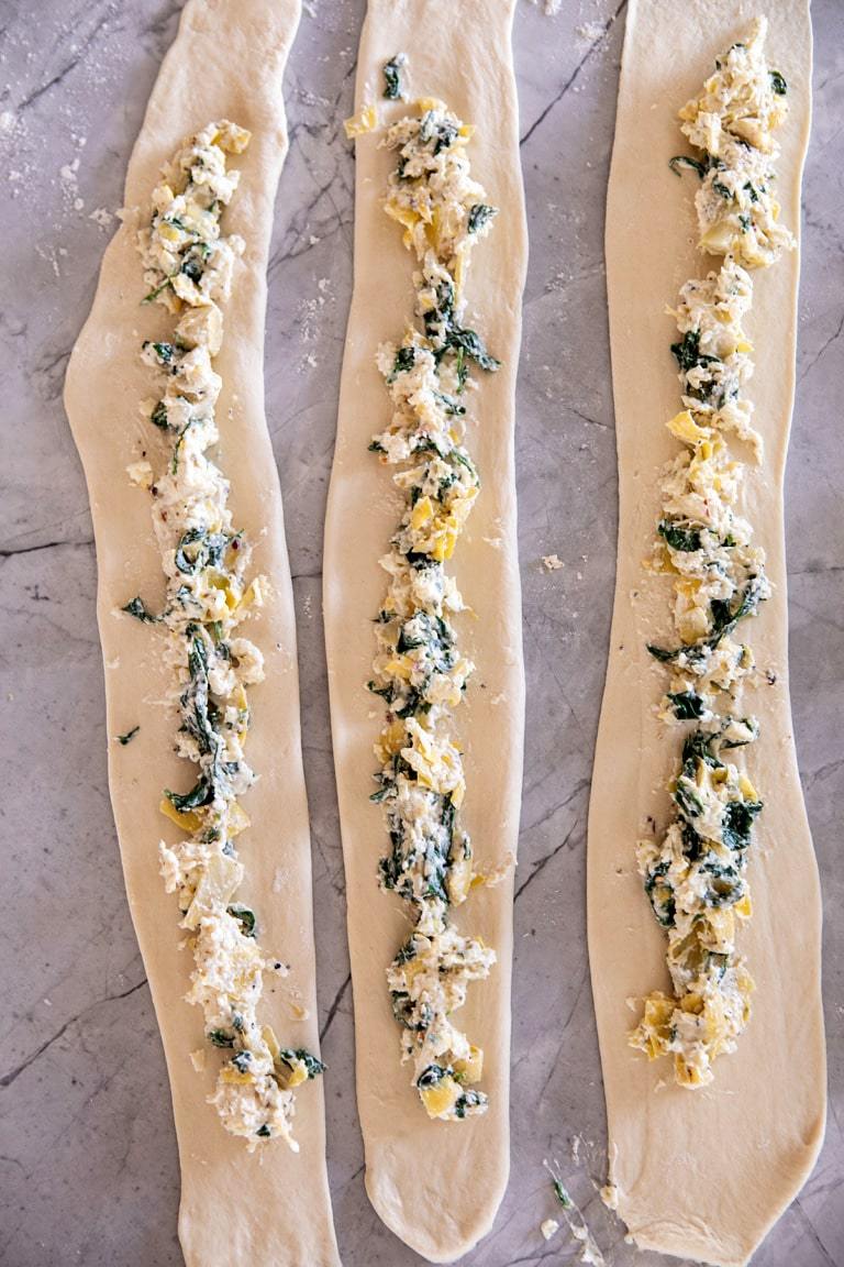 savorytoothgirl:   spinach and artichoke stuffed soft pretzels