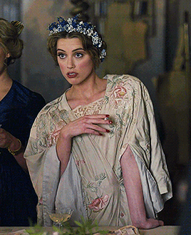 amberheardgifs:amber heard + outfits (The Danish Girl)