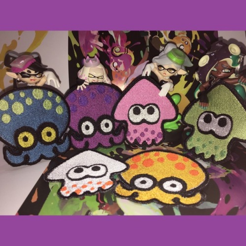 jimmymonet:In honor of the Splatfest, I made Inkling & Octoling patches!  There’s 5 different co
