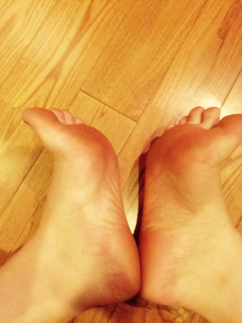 cozytoesies5678:  On your mark… Get set… GUESS! The contest is officially started! You have until 10pm West Coast time on Sunday to submit up to 2 guesses! See my page for rules!