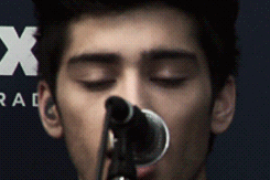 keepingupwithzayn:  zayn performing little things on siriusxm’s artist confidential+