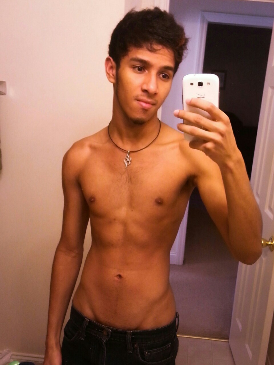 ghostdumps:I’m tired, could use a haircut, and need to start working out again.