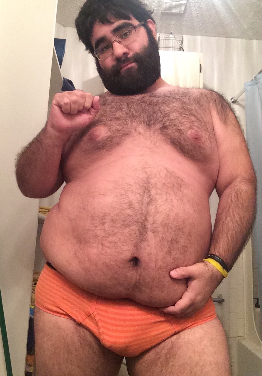 fierybiscuts:  I was really bored before work so I snapped a few pictures of me getting