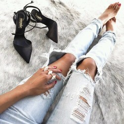 thestyle-addict:  thestylexplorer:   Ripped
