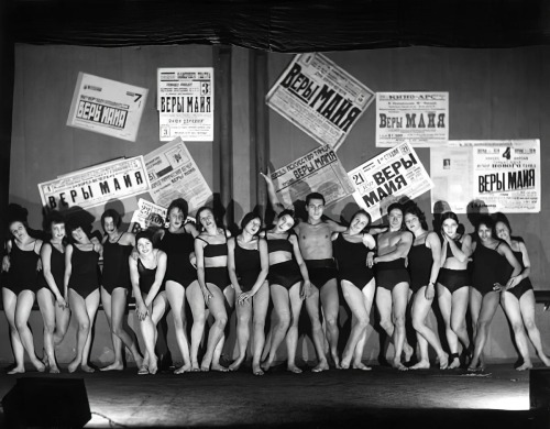 Porn Pics ffhum:  Dance school, Moscow, 1928 (via here) 