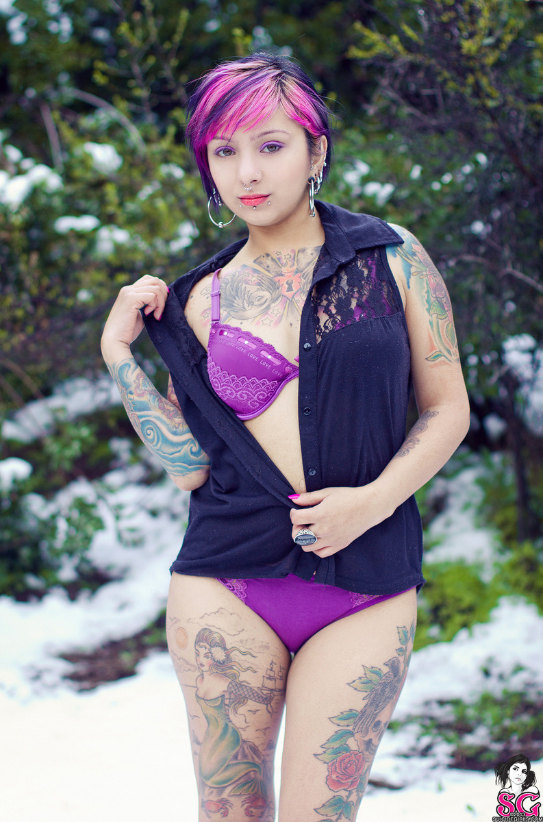  Eliona Suicide 