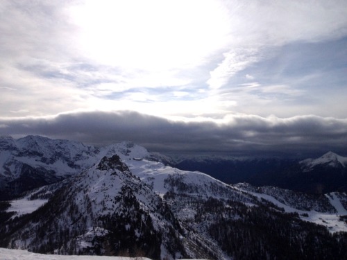 irefiordiligi: i went skiing today, i had lot of fun, but the sight of the Alps without snow in the 
