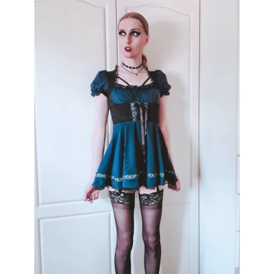 kittykat8311:Why sometimes I wear as many as six impossibly short things before breakfast! 👑💙This @houseofwidow dress gives off such amazing Malice in Wonderland vibes I had to lean into it! Plus, when you’re this damn tall any cute dress