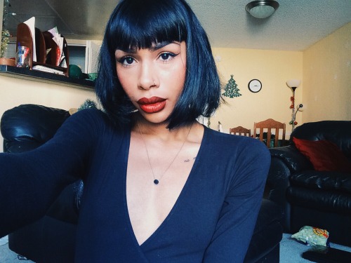 chonga-spice:The 6 selfies of 2014 from the beginning of my transition to where I am now.