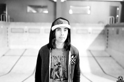 iusedtocryonhereaboutmylife:  Vic Fuentes