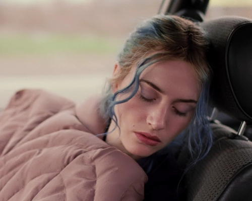 imyourcherrybomb:eternal sunshine of the spotless mind; 2004kate winslet as clementine