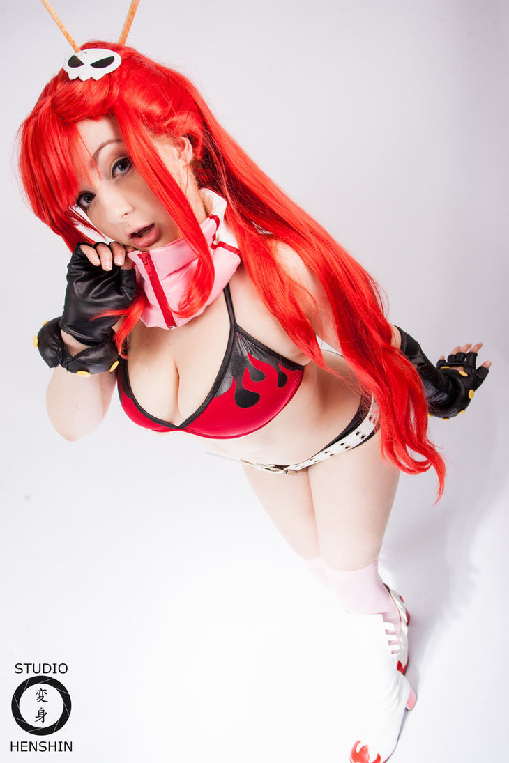hotcosplaychicks:  Seductive Yoko Littner from Gurren Lagann cosplay by FeldonCosplay