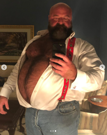 bigbellyboiz: Huge, bellied bear stuffed right out of his clothes. Exploded superbear