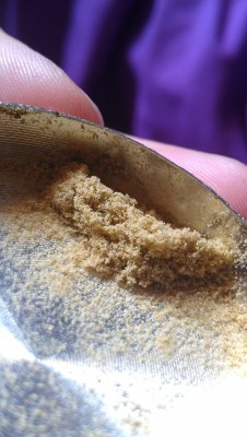 dreaming-stoner420:  Kief bowl to the face 