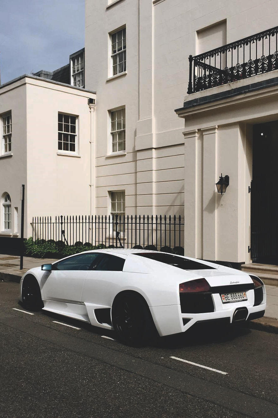 lvxeware:  Lamborghini Murcielago LP640 