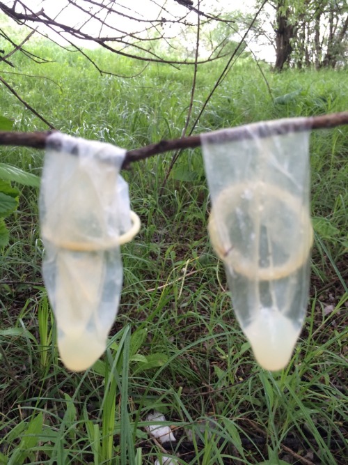 usedcondomss:  It doesn’t happen often…but sometimes one time just doesn’t seems to ease the desire. Found two used condoms full of cum…Man, made me Damn horny!