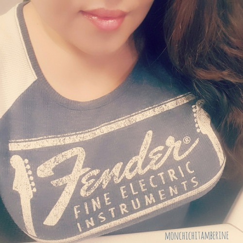 monchichitamberine:  Since @rippedjeanseyesofgreen is on mom duty this week, here’s what my submission would’ve been for T-shirt Thursday.  I can finally see the end of this horrific week! Thanks for all the encouraging comments and messages I received